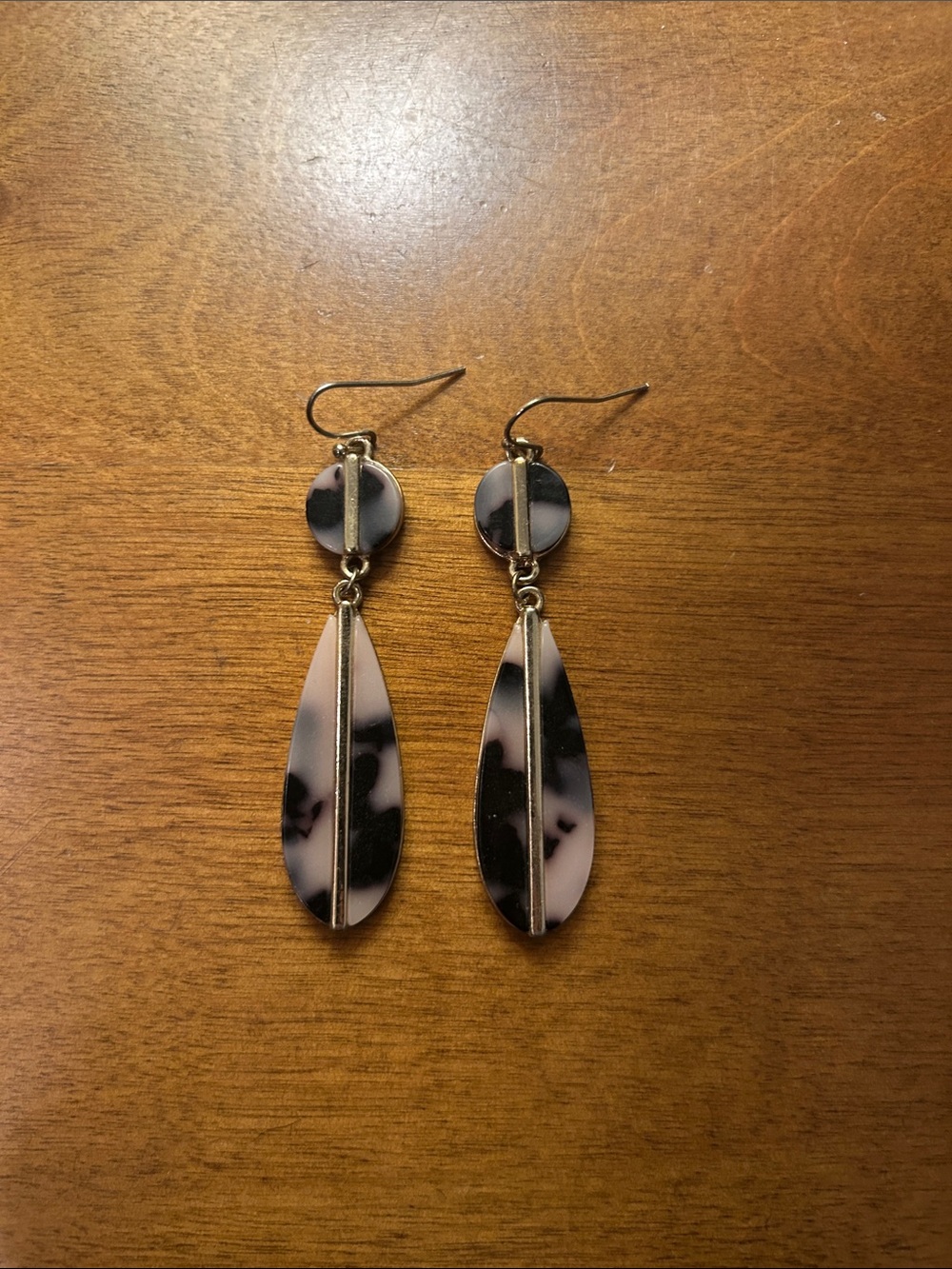 Gold-Tone Pale Pink & Black Resin Drop Earrings